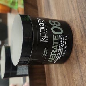 Redken aerate 08